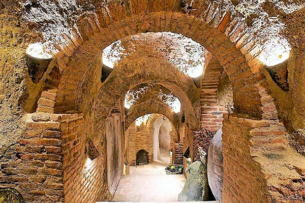 RUTA DE ENOTURISMO Y CULTURAL EN NAVALCARNERO CON CATA DE VINOS