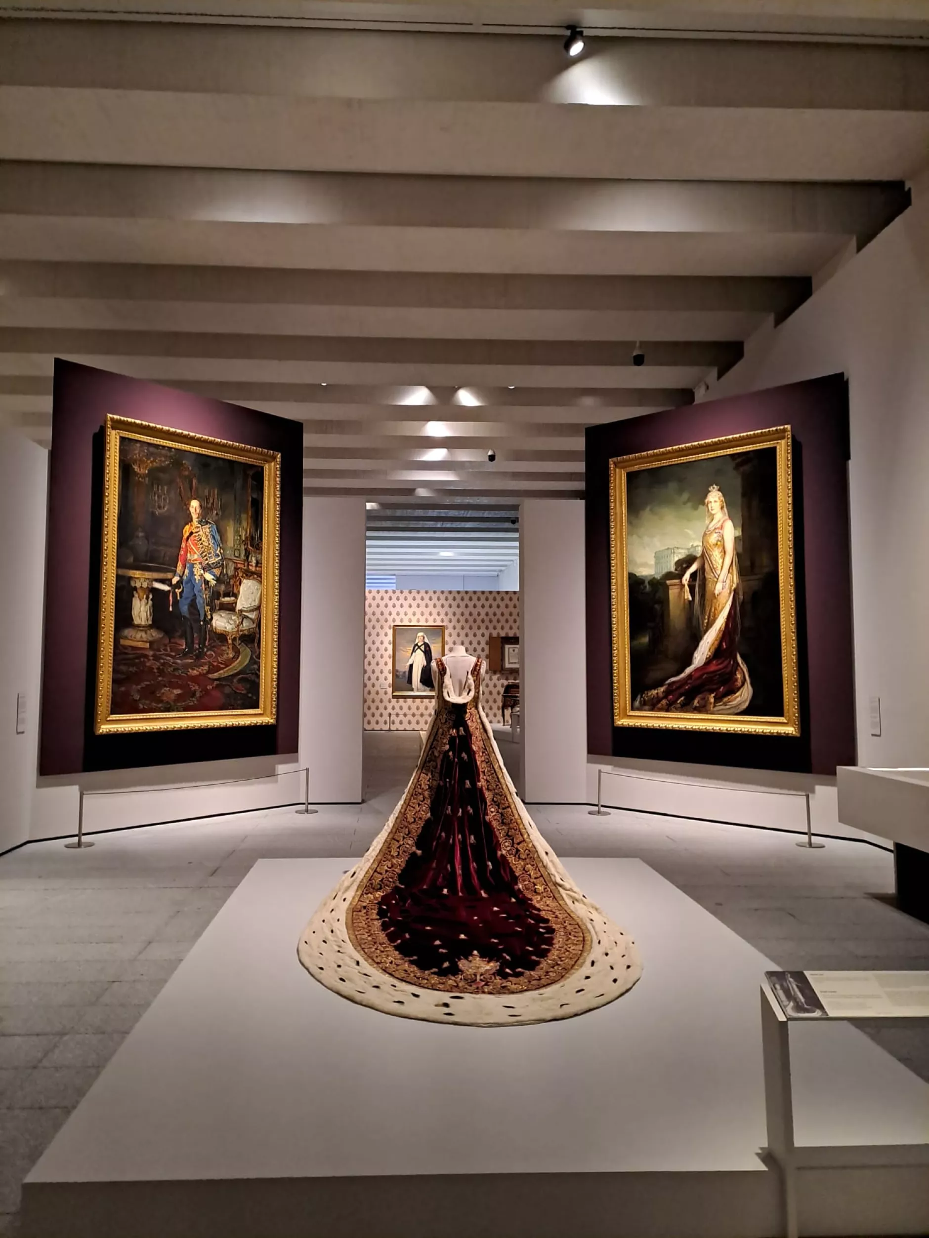 Exposición Victoria Eugenia en la Galería de las Colecciones Reales